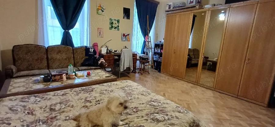 Apartament cu 3 camere semidecomandat în Traian