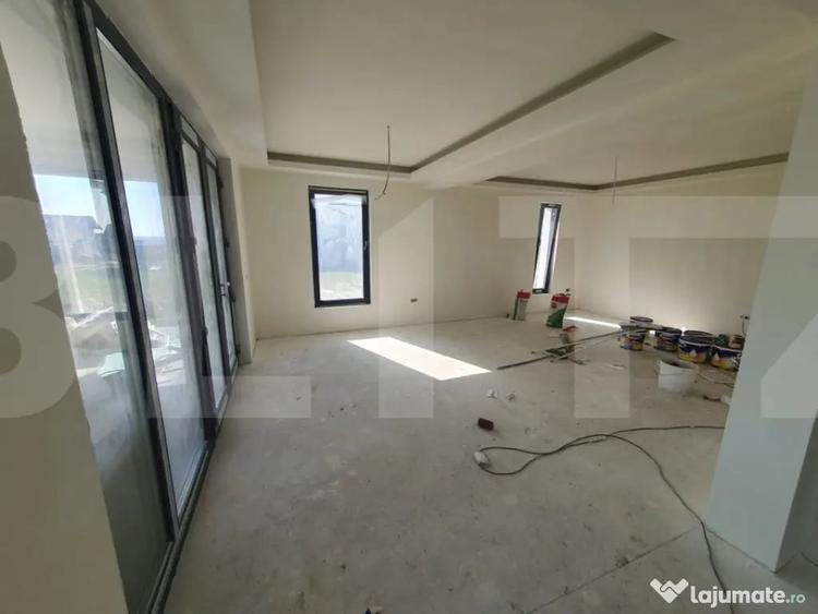 Casă cu 5 camere cu Teren 604 Mp în Giarmata