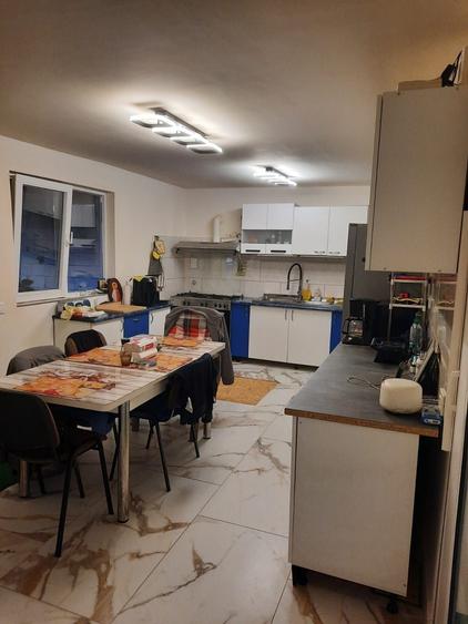 Casă cu 2 camere cu Teren 650 Mp în Poienarii Apostoli