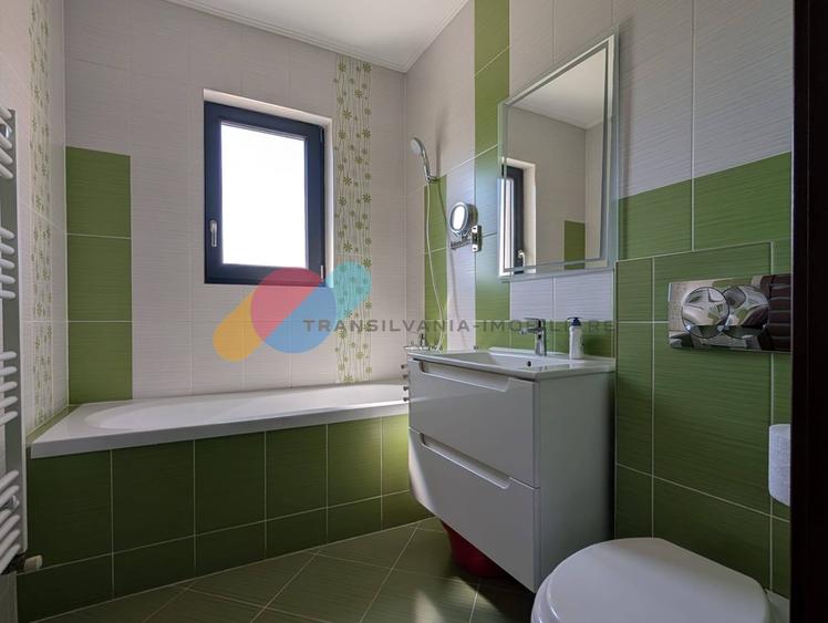 Apartament cu 2 camere decomandat în Borhanci