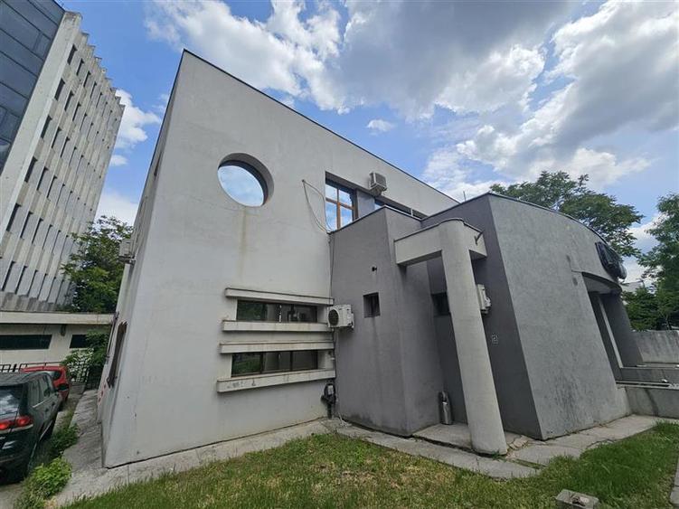 Birou, de 976 mp, în Bucureștii Noi