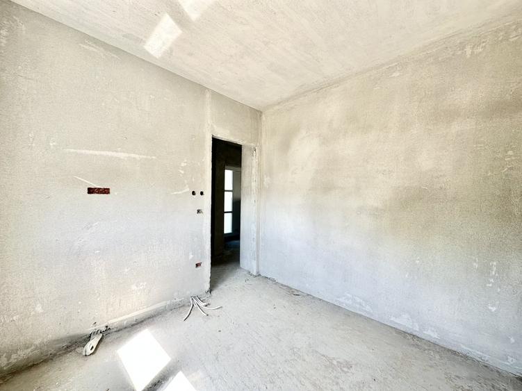 Duplex cu 5 camere cu Canalizare în Moșnița Veche