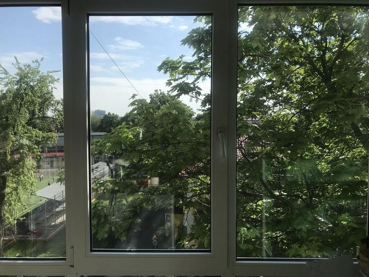 Apartament cu 2 camere semidecomandat în Grivița