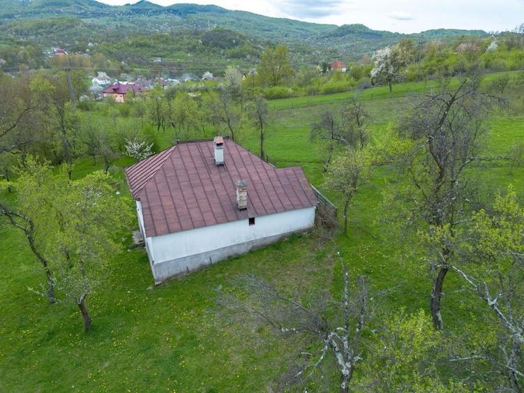 Casă cu 2 camere în Berislăvești