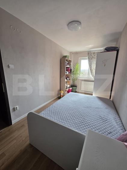Apartament 3 camere, decomandat 64.20 mp, zona 1 Mai - Insula - 10
