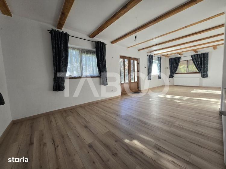 Casă cu 4 camere în Porumbacu de Sus