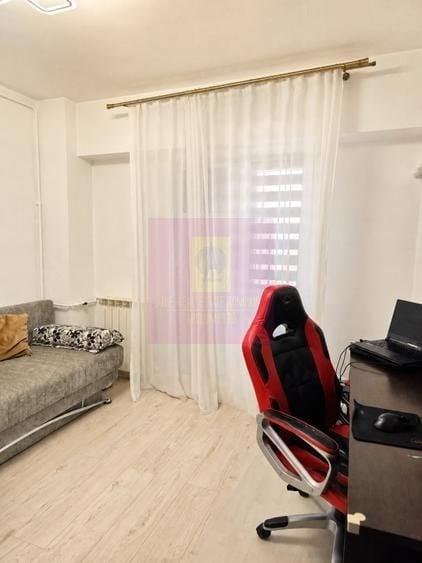 Apartament cu 3 camere decomandat în Unirii