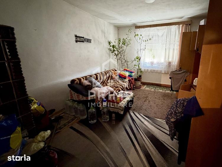 Casă cu 4 camere cu Teren 400 Mp în Central