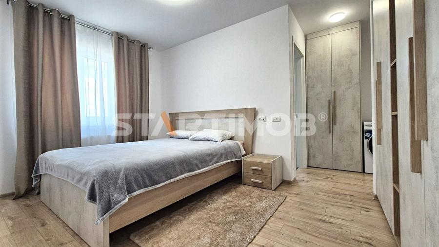Apartament cu 2 camere semidecomandat, mobilat în Tractorul — fotografia 3