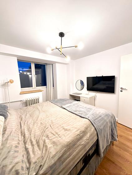 Apartament cu 2 camere decomandat în Calea Victoriei