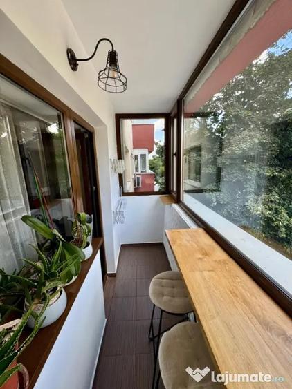 Apartament cu 3 camere decomandat în Alexandru Obregia