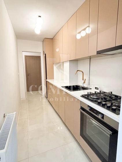 Apartament cu 4 camere semidecomandat, mobilat în Mănăștur