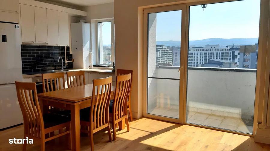 Apartament cu 3 camere, mobilat în Bulgaria
