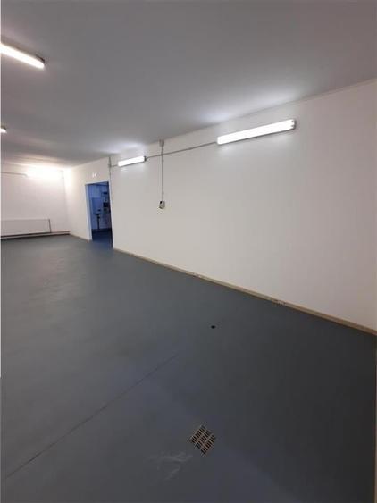 Spațiu industrial, de 220 mp, în Industrial Est