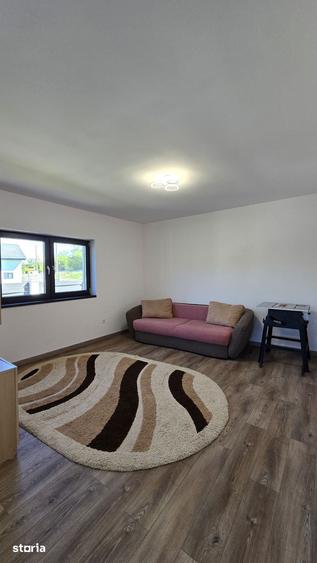 Casă cu 4 camere cu Teren 542 Mp în Central