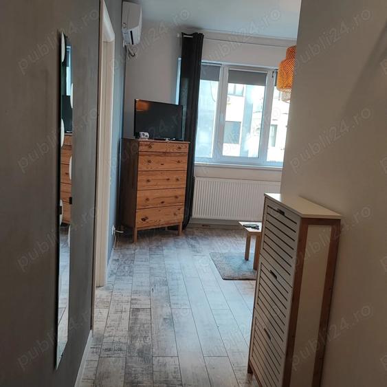 Garsonieră decomandată în Rahova