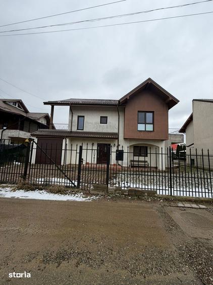 Vand Vila P + 1 Calea Moldovei [ Gheraesti } - 1