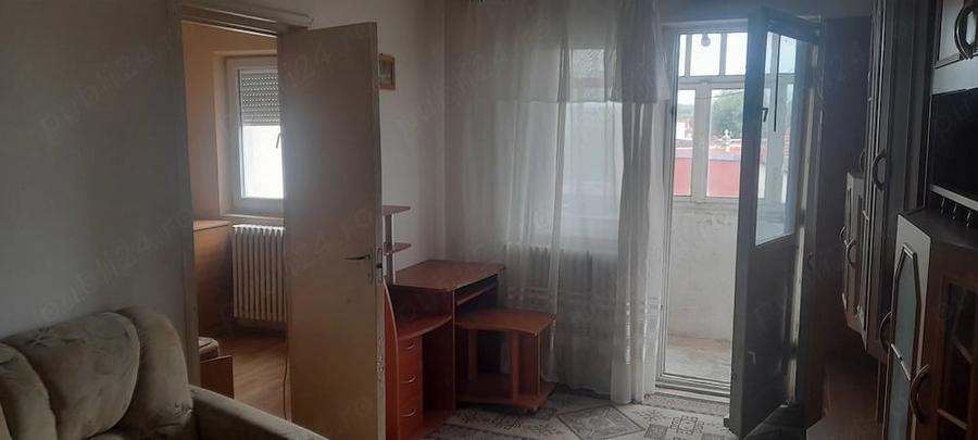 Apartament cu 2 camere nedecomandat în Central