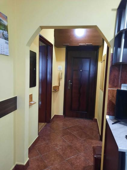 Imediat ocupabila! Situata la etajul 1, mobilata si utilata - 7