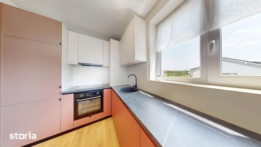 Apartament cu 4 camere în Cristian
