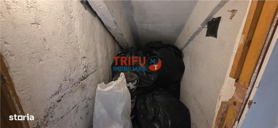 Apartament cu 3 camere decomandat în Cetate