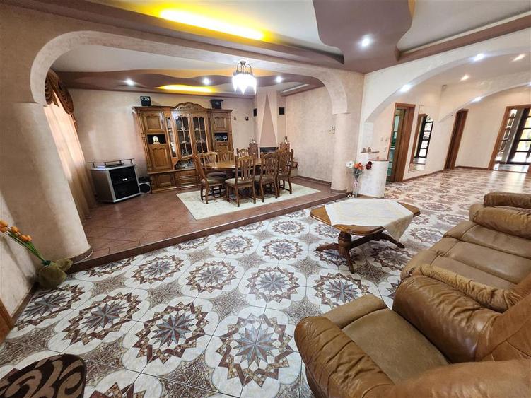 CASĂ PREMIUM CU TERASĂ ȘI MULT SPAȚIU | SUCEAVA | 499.000 Eu - 14