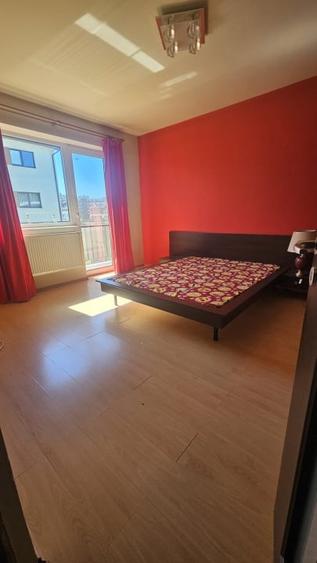 Apartament cu 2 camere semidecomandat în Florești