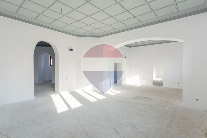 Birou, de 420 mp, în Ultracentral