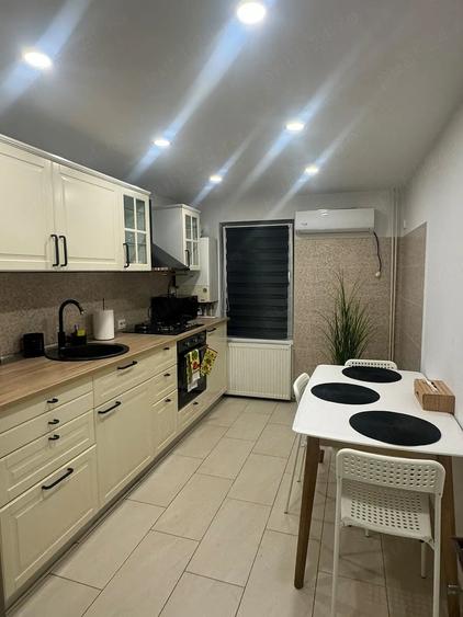 Apartament cu 2 camere decomandat în Cișmigiu