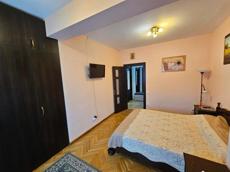 2 camere Nerva Traian - 3