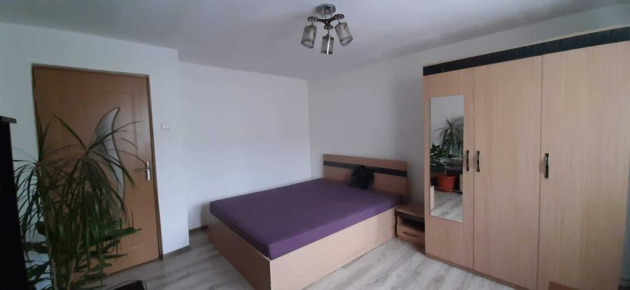 Garsonieră decomandată în Tineretului