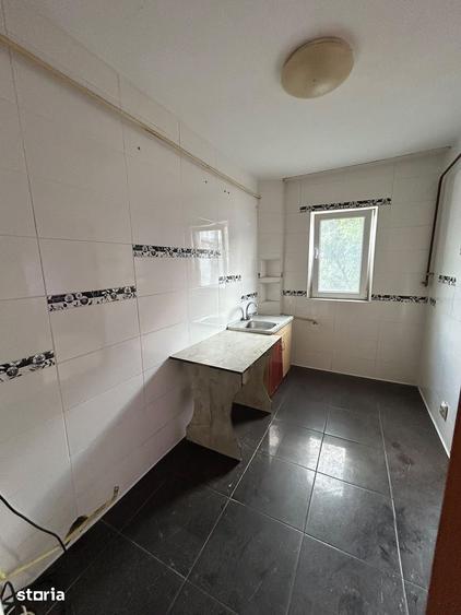 Apartament cu 3 camere in zona Bicaz - 3