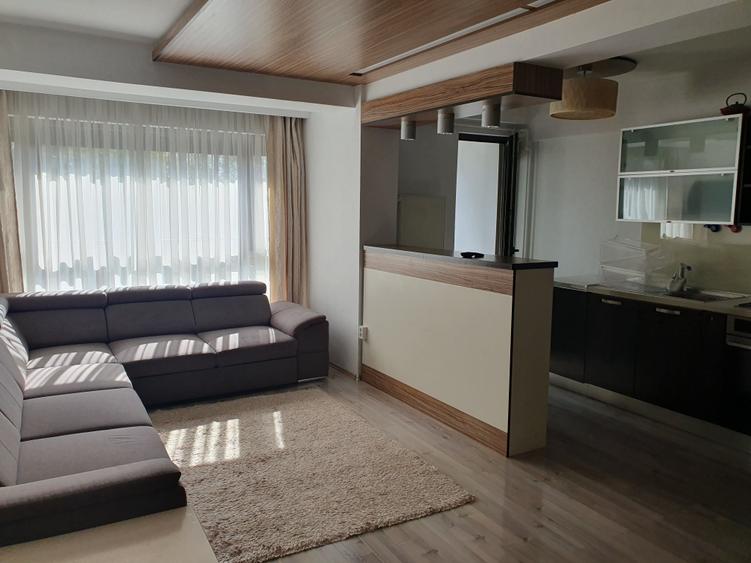 Apartament cu 2 camere decomandat în Drumul Taberei