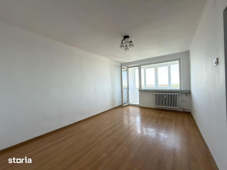 Apartament cu 3 camere decomandat în Șagului