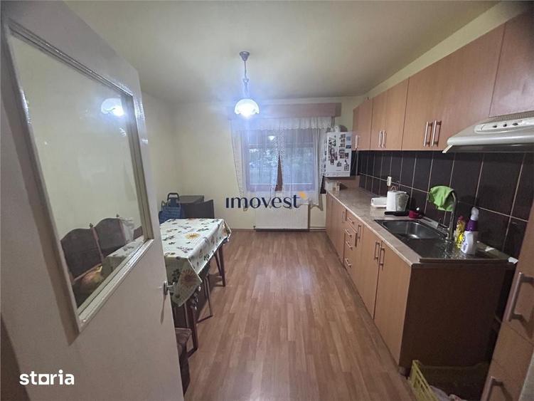 Apartament cu 3 camere în Micro 17