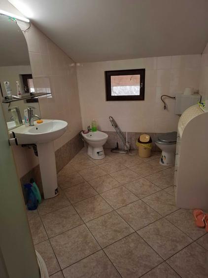 Casă cu 4 camere în Poiana
