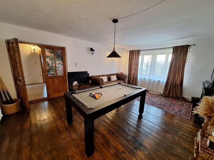 Casă cu 5 camere cu Teren 1700 Mp în Central