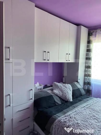 Apartament cu 3 camere semidecomandat, mobilat în Botizului