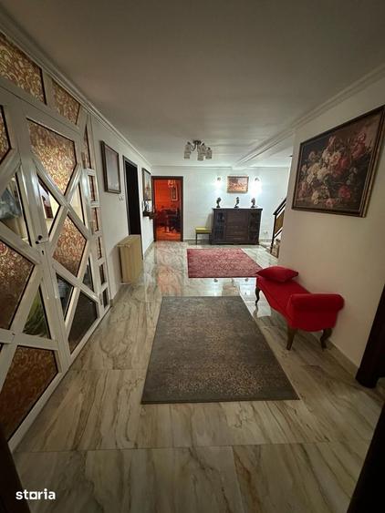 Vand Imobil Central pentru locuit sau ideal Clinica/ Gradinita privata - 3