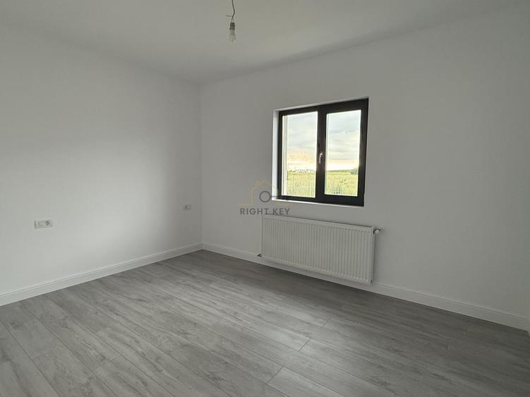 Casă individuală cu 5 camere cu Teren 500 Mp în Ciorogârla