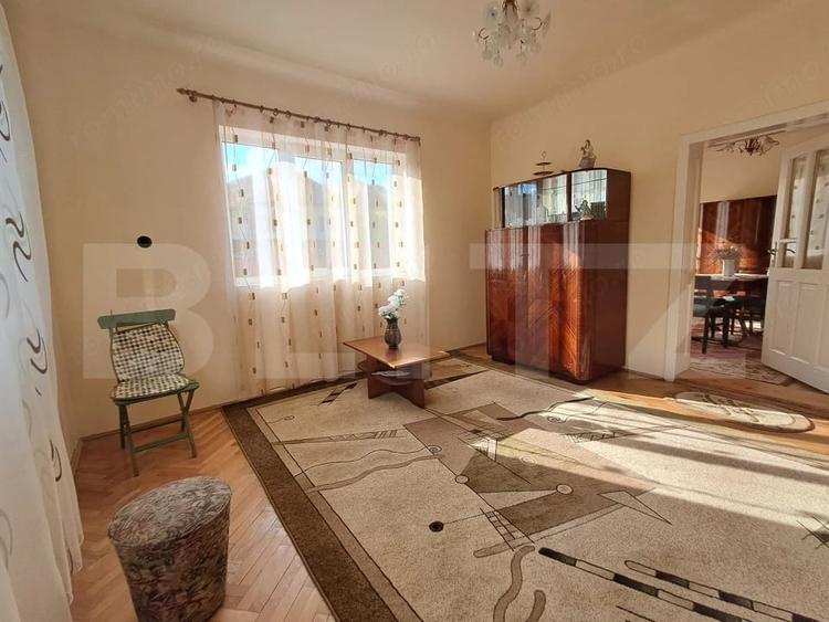 Casă cu 3 camere cu Teren 992 Mp în Porumbeni