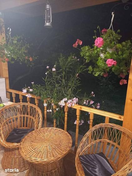 Casă cu 3 camere cu Teren 900 Mp în Bârsești