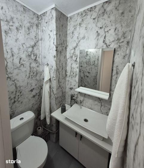 Apartament cu 3 camere decomandat în Micălaca