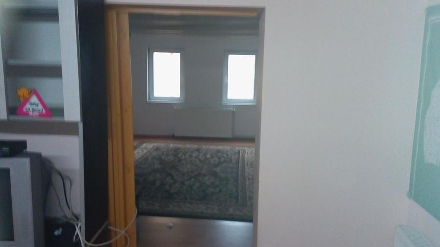 Casă cu 3 camere în Schei