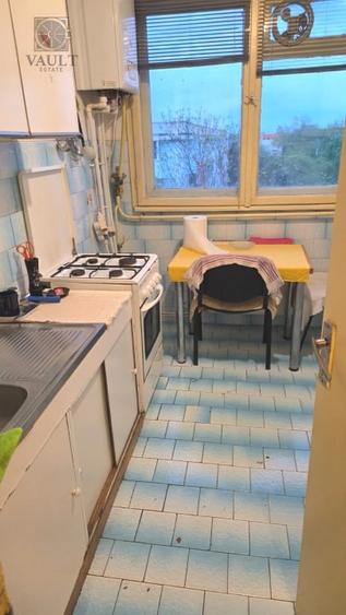Apartament cu 3 camere decomandat, mobilat în Mazepa 1