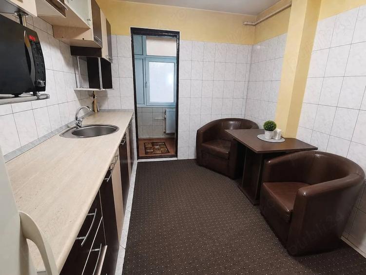 Apartament cu 3 camere decomandat în Alecu Russo