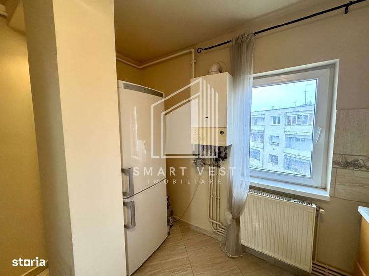 Apartament cu 3 camere decomandat, mobilat în Central