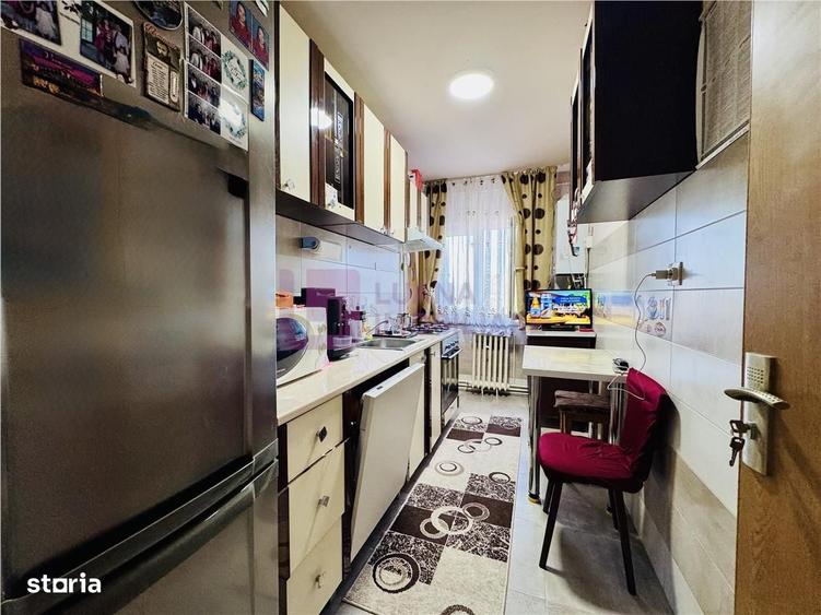 Apartament cu 2 camere decomandat în Vasile Aaron