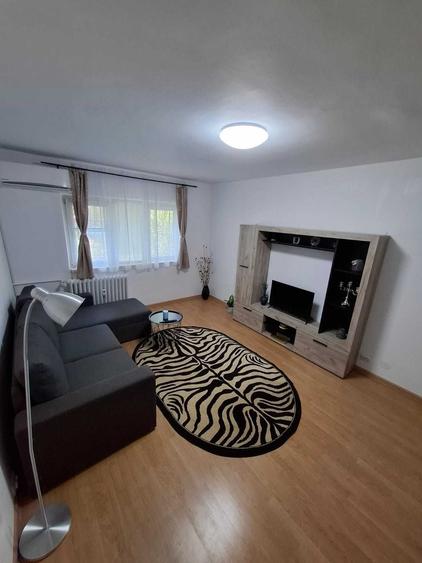 Apartament cu 2 camere semidecomandat în Veteranilor