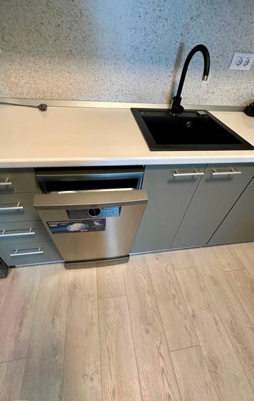Apartament cu 2 camere semidecomandat în Politehnica